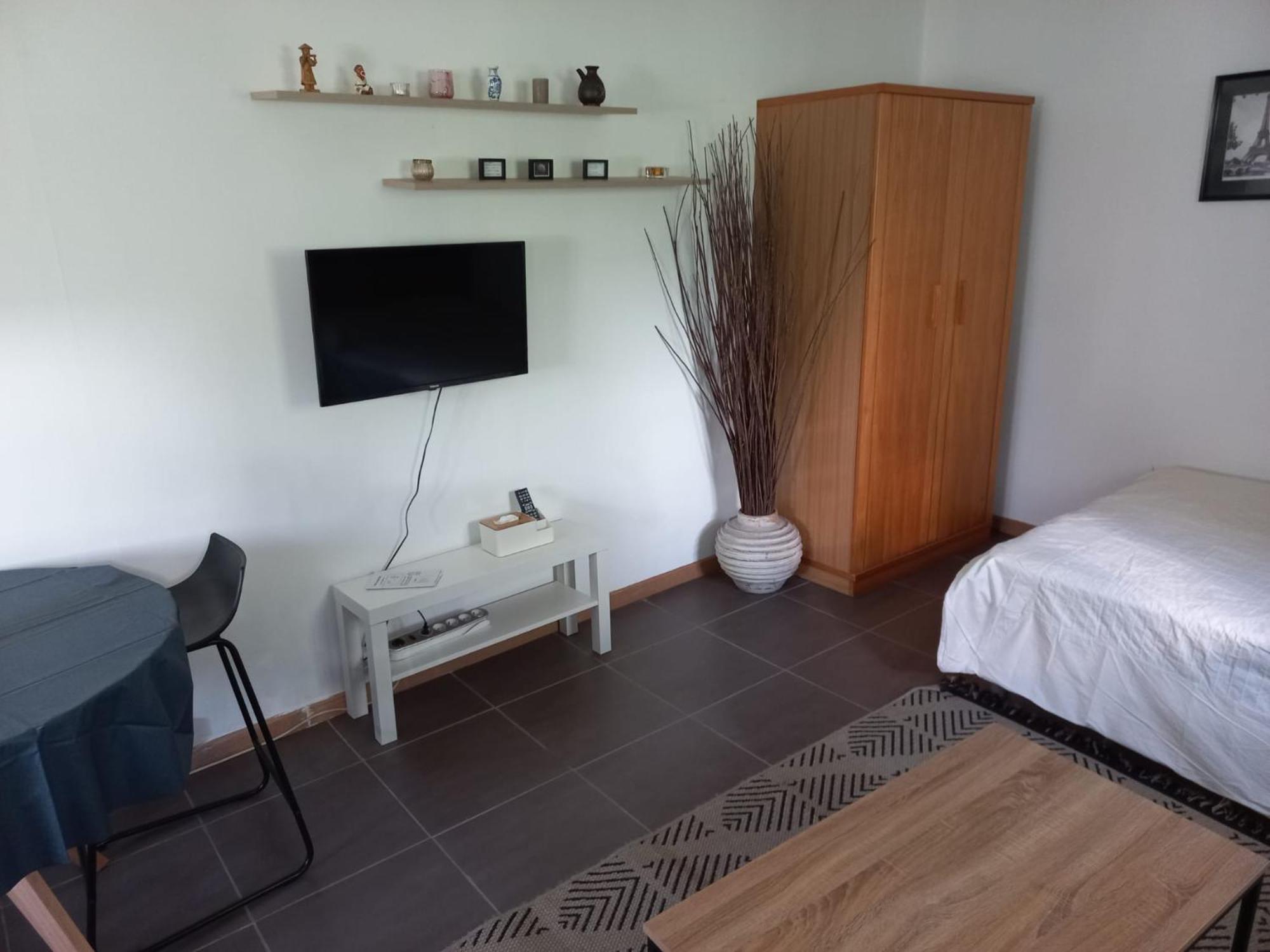 Maisonnette Au Calme Женвилье Экстерьер фото